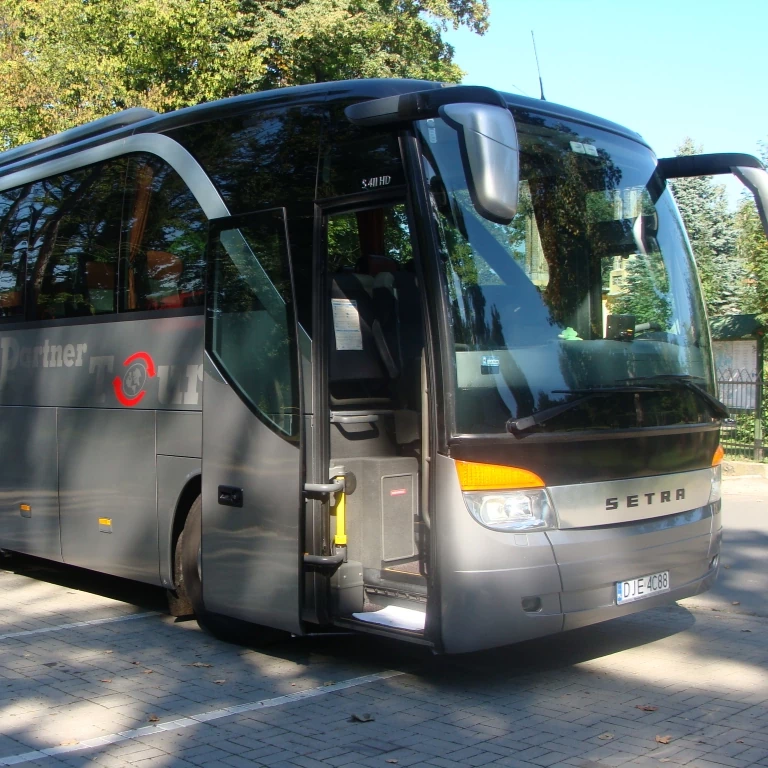 szary Autokar Setra 411HD