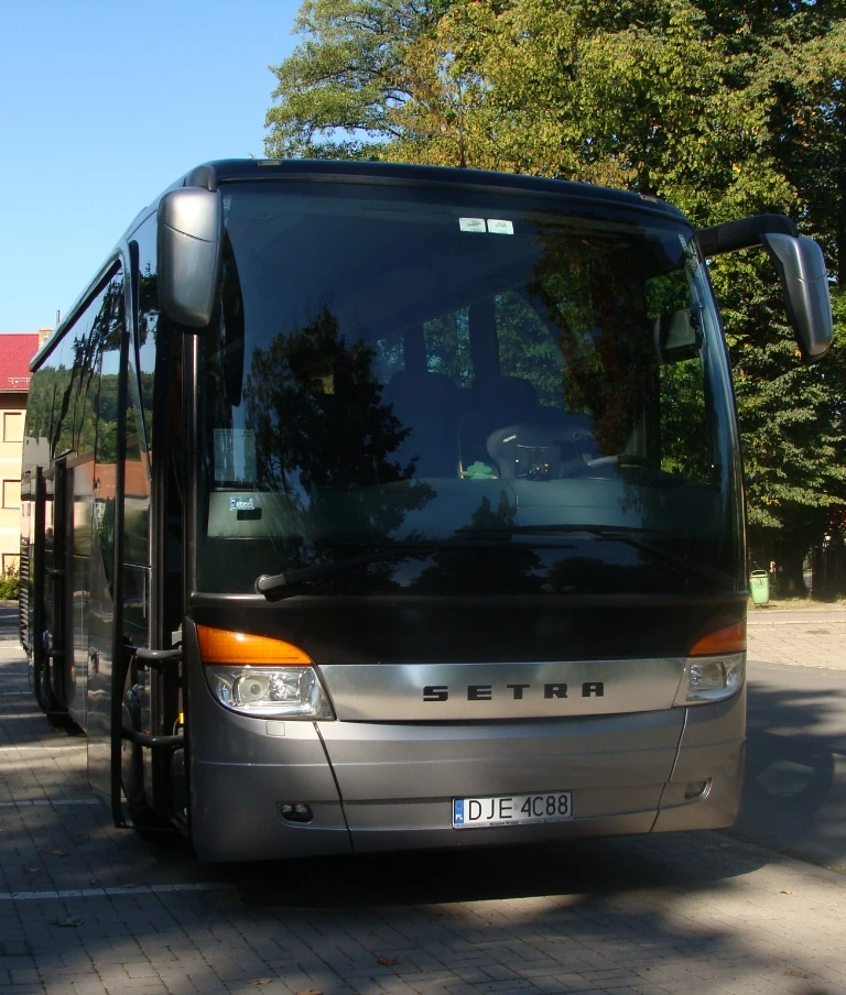 Autokar Setra 411HD